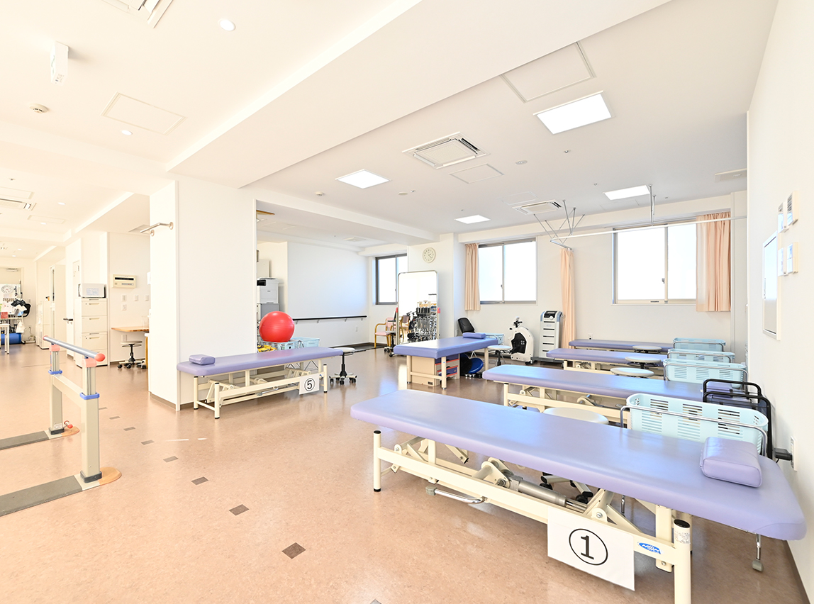 横浜石心会病院　リハビリテーション室